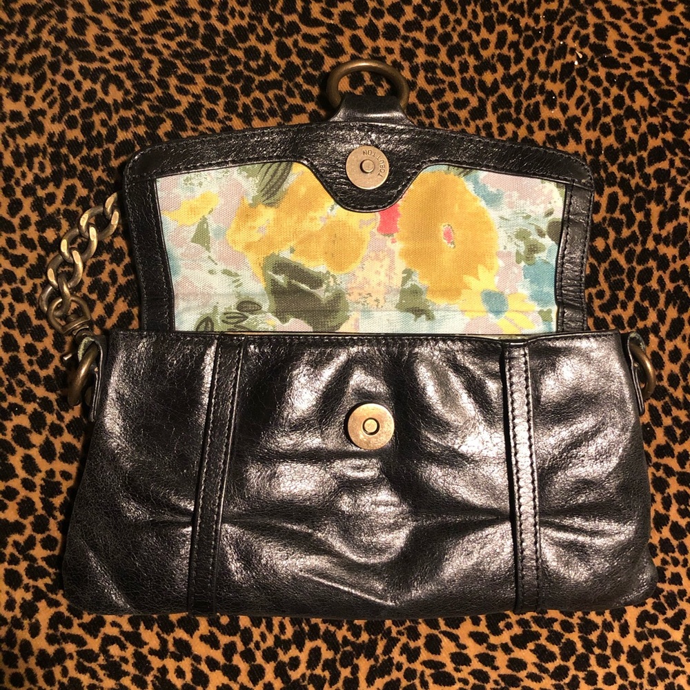 💘 HOBO. BLACK LEATHER PURSE Brass Chain Handle